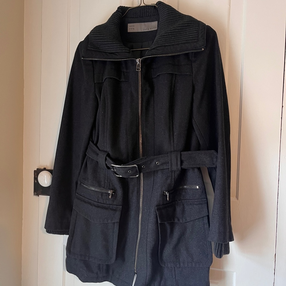 Zara Black Jacket with Belt and Wide Collar